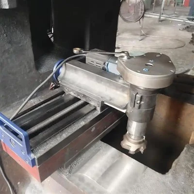 Přenosná magnetická frézka